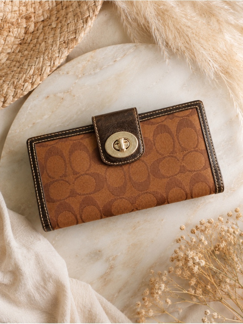 Vintage Coach Signature Brown Canvas Wallet Leather Trim Turnlock Closure - Picture 1 of 8